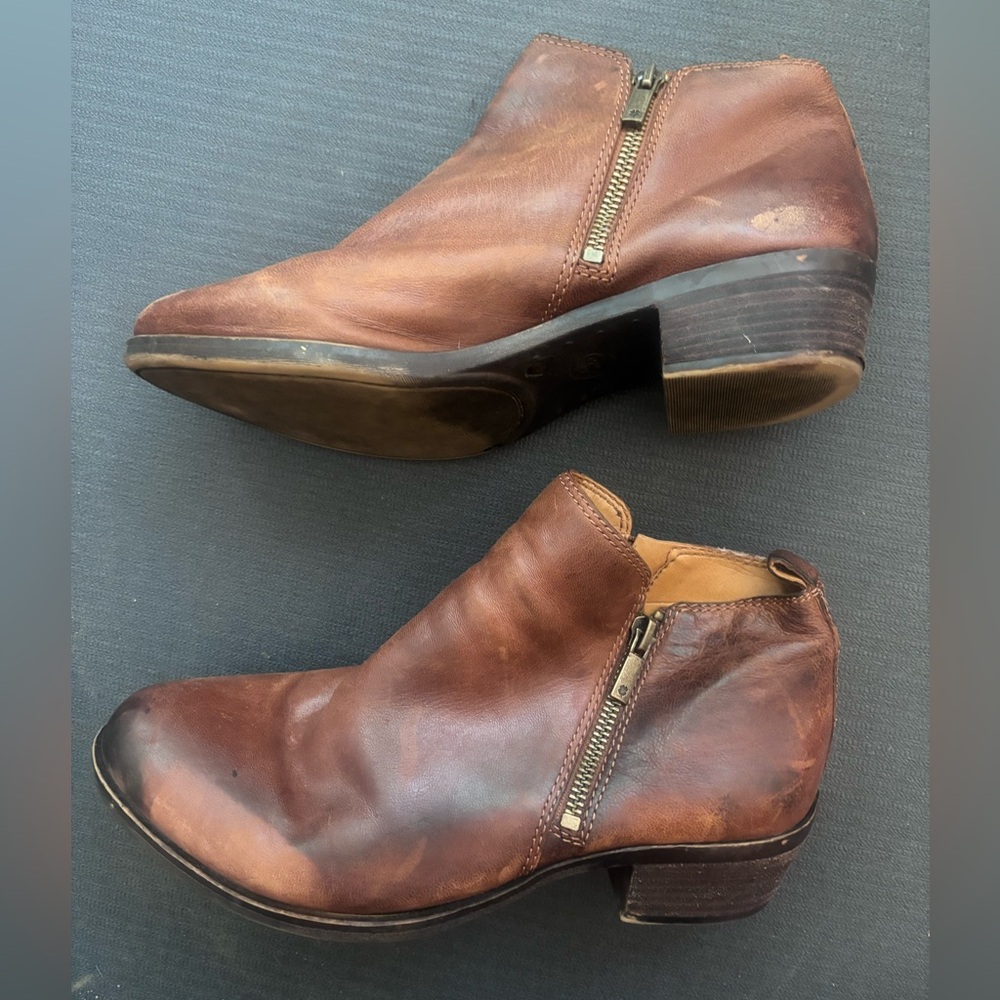 Lucky Brand Leather Ankle Boots with Zipper On Both Sides, Size 9